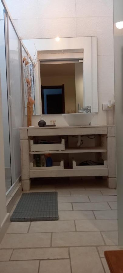 La Casa Di Stefania Appartement Porto Pino Buitenkant foto